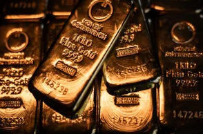 ارتفاع أسعار الذهب والفضة مدفوعاً بالأزمة في فنزويلا والمخاطر العالمية